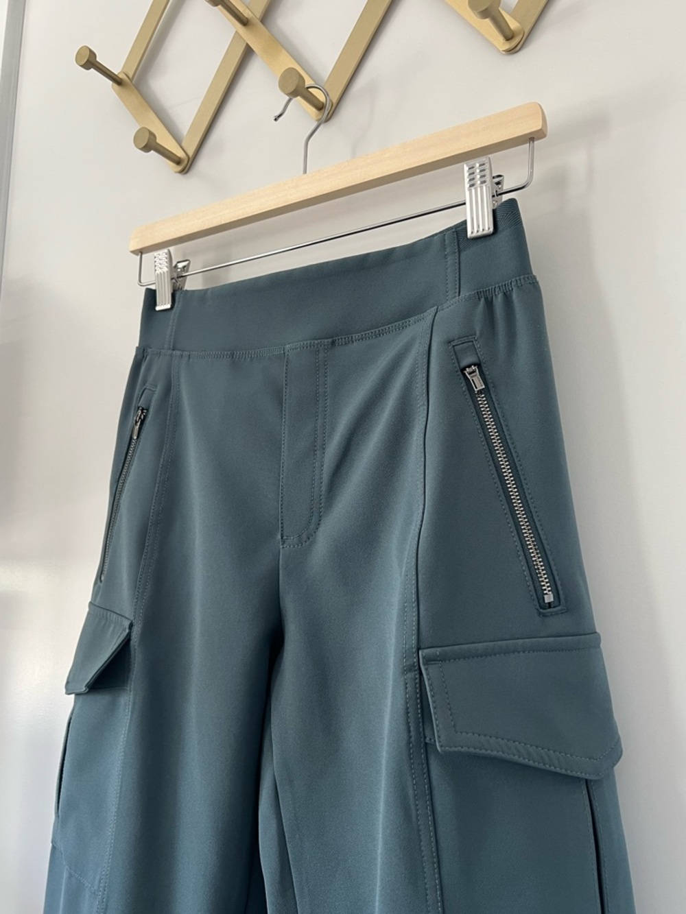 Athleta Endless High Rise Cargo Pants